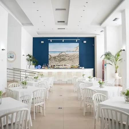 Hotel Summery 3*