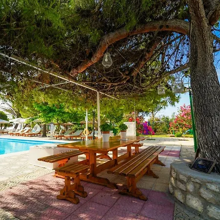 Summery 3* ليكسوري