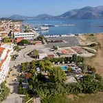 Summery Hotel Lixouri